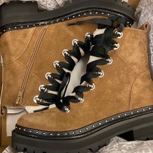Steven Madden Boots